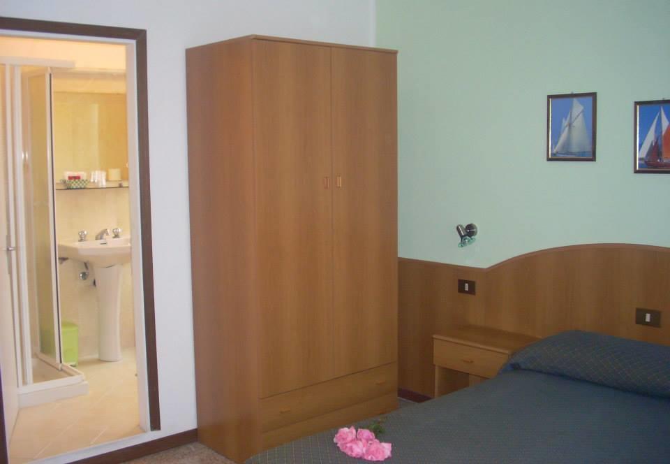 Hotel Fornaro Caorle Extérieur photo